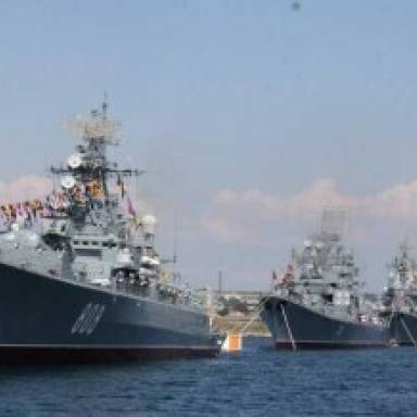 В Криму вражені великі десантні кораблі 