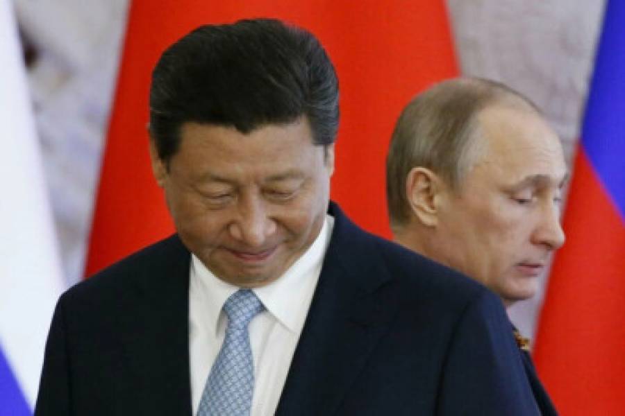 Китайський експорт до Росії впав вперше за півтора роки через загрозу санкцій США, – Bloomberg